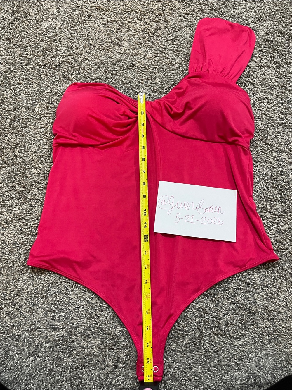 Express Body Contour One Shoulder Bodysuit - Picture 8 of 9